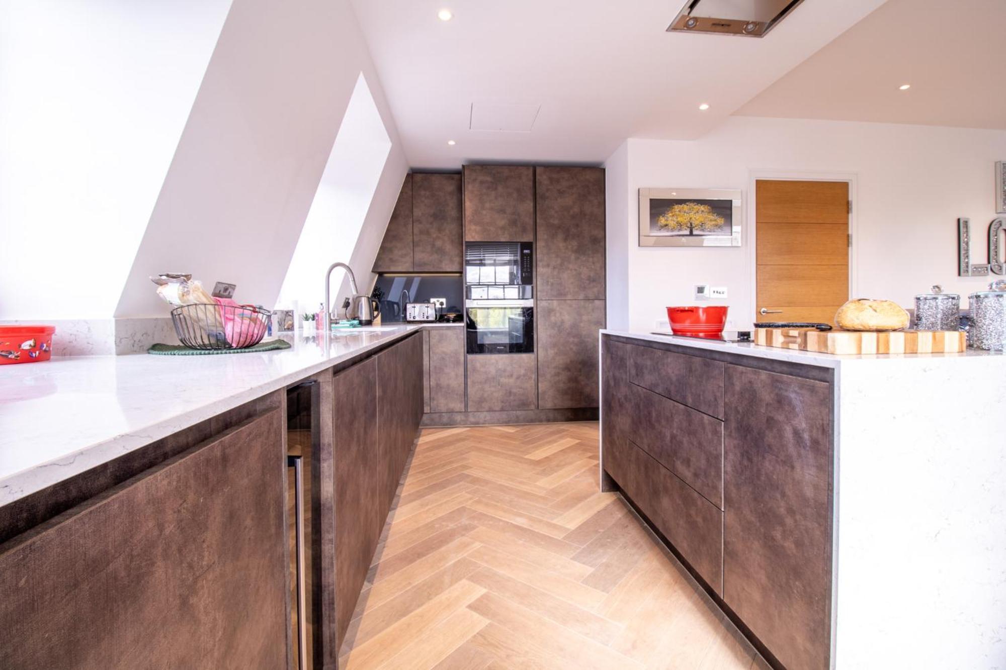 Elegant 3-Bedroom Penthouse In Marble Arch 70 伦敦 外观 照片